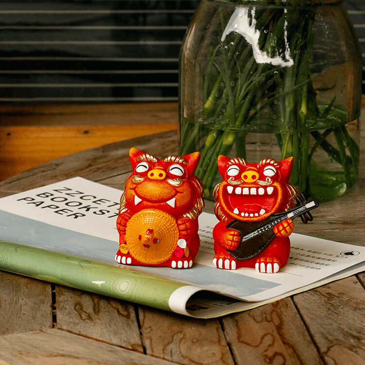 Hand Painted Small Lion Creative Desktop Decoration