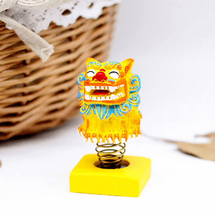 Moving Head Spring Lion Hand-Painted Car Ornaments