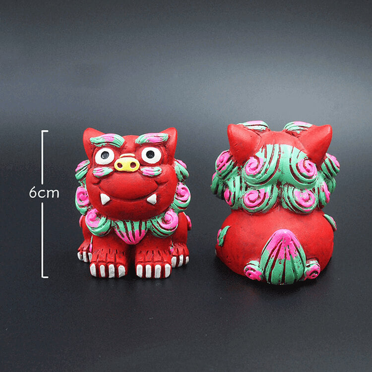 Retro Lion Original Hand-Painted Resin Ornaments